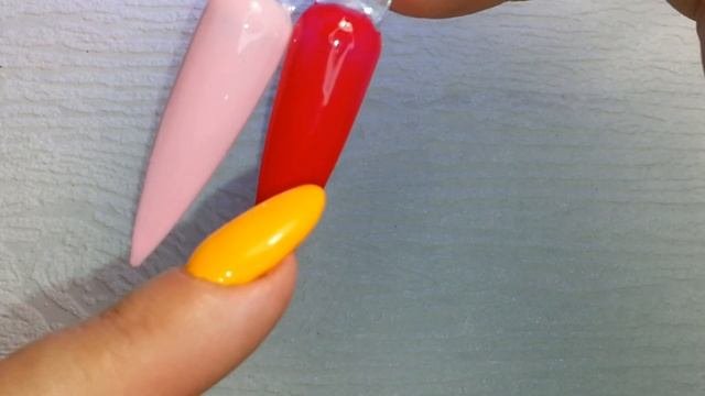Быстрые и доступные дизайны для маникюра.
