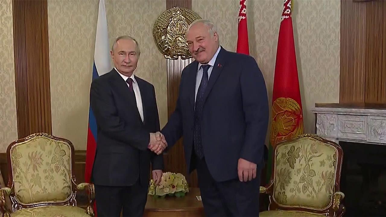 Владимир Путин обсудит с Александром Лукашенко вопросы безопасности