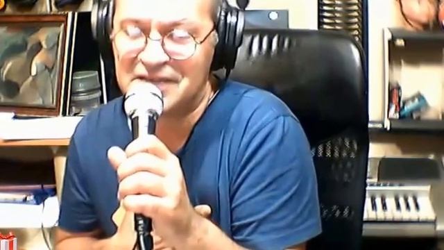 и падал белый снег на тополя