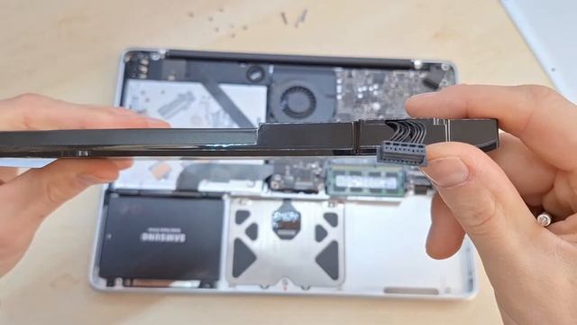 Battery Replacement Macbook Pro 2012 Model A1278