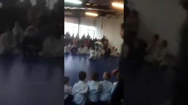 соревнования по джиу джитсу, возраст 4 года,первая в жизни схватка 14.12.2014