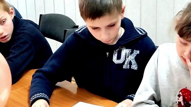 Центр занятости г.Енакиево провёл игру-экскурсию «День цветных карандашей»