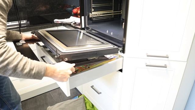 Backofenscheibe ausbauen, reinigen & einbauen beim Siemens Backofen Anleitung