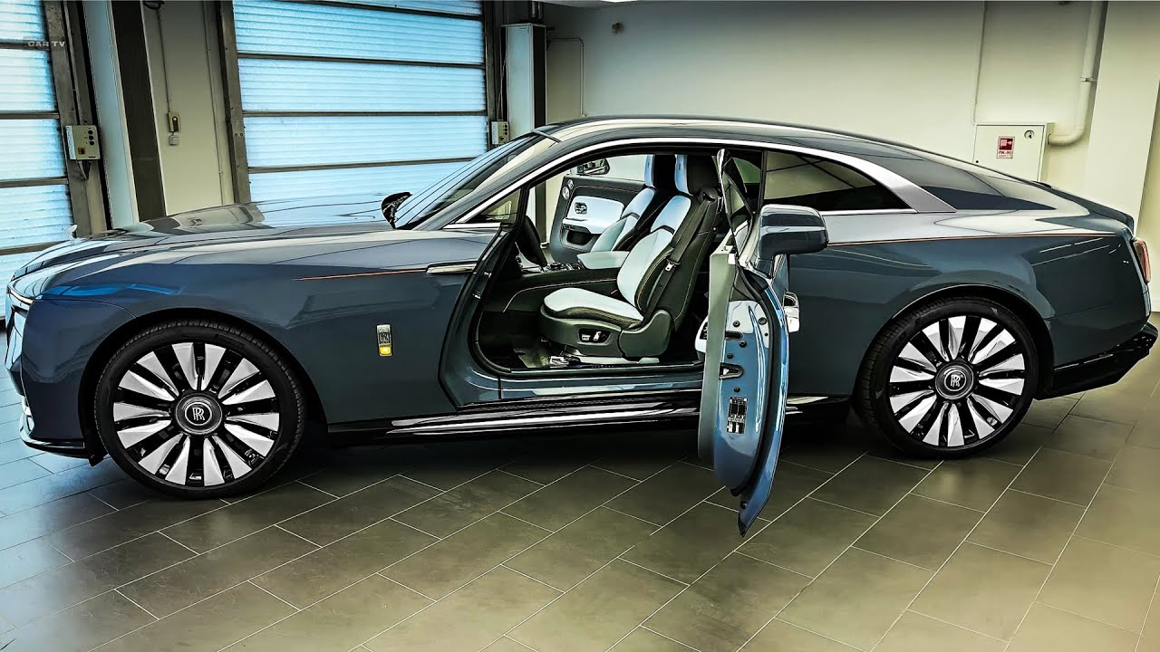 Rolls Royce Spectre (2024) — ультра-люксовое купе за полмиллиона долларов!