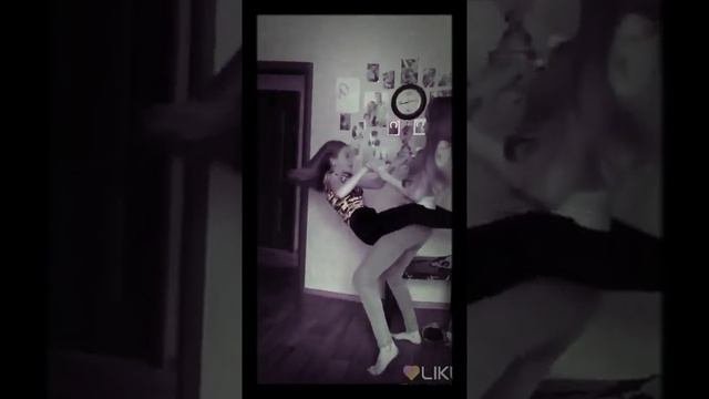 Кувырок с подругой