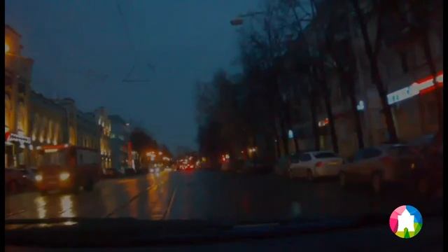 Киа и Рено столкнулись друг с другом на улице Белинского в Нижнем Новгороде