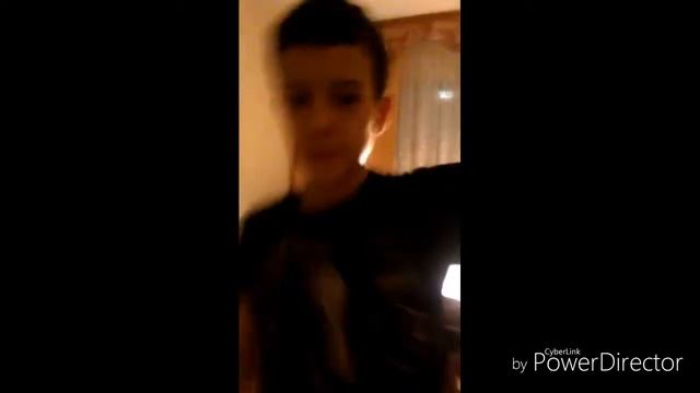 По дому на гироскутере)))))