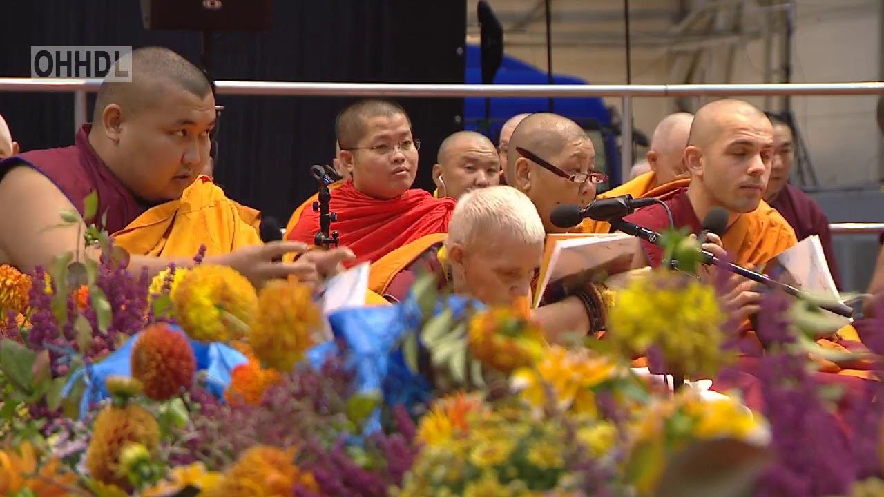 Далай-лама в Риге.  "Ступени созерцания" и "Краткий ламрим".  День 2