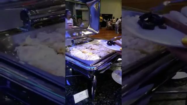 Завтрак в отеле Мариотт.... Золотая конференция - радует всё, начиная с завтрака))))