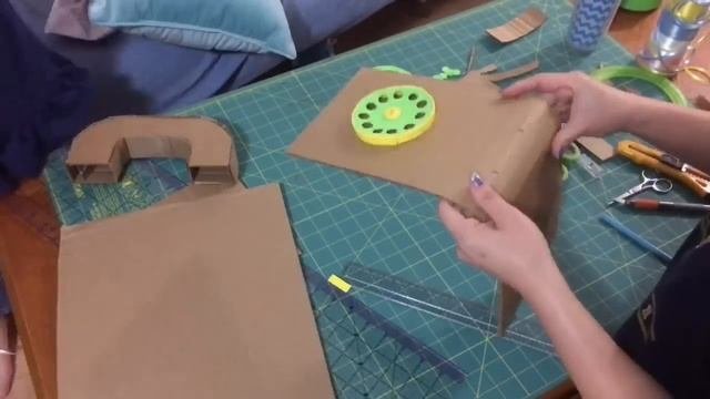 Diy cardboard Rotary phone for kids | HappyBankyCraftymom