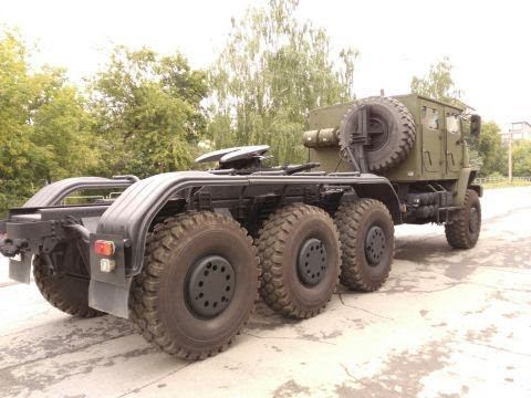 Новый УРАЛ 8×8 с объемом 12 л. и мощностью 600 л.с