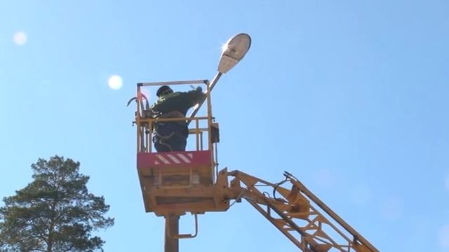 В Заречном на двух улицах модернизировали освещение