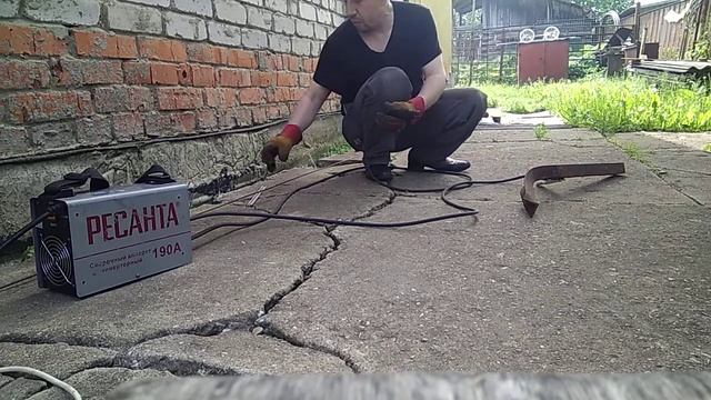 Испытание сварочного инвертора Ресанта САИ-190А после ремонта