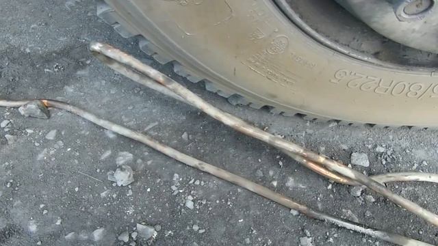 Замена воздушной трубки на МАЗе.