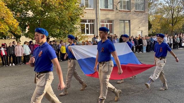 Школа №12 города Невинномысска отметила свой 53-й день рождения