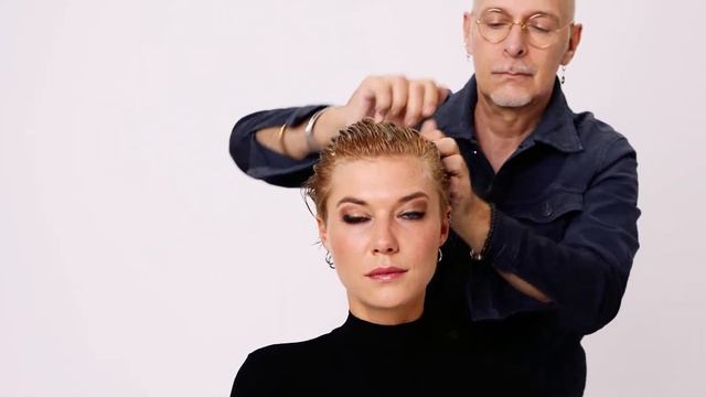 SCHAUMFESTIGER für flexiblen & natürlichen Halt | GLYNT VELVET Mousse Soft – Anwendung