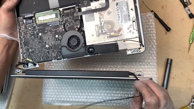 [OpenMyLaptop] MacBook Pro 2012 13" A1278 | Broken Screen Repair