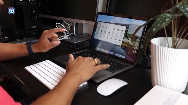 Apple Magic Keyboard Unboxing And Review | Price Rs.9500
