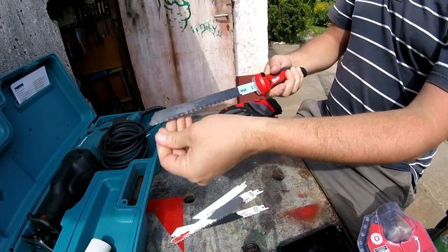 Milwaukee Folding Utility Saw Unboxing - Összecsukható fűrész (GoPro)