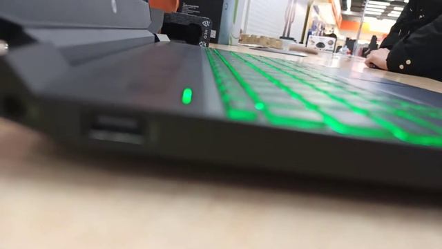 Внешний обзор ноутбука Hp игровой
