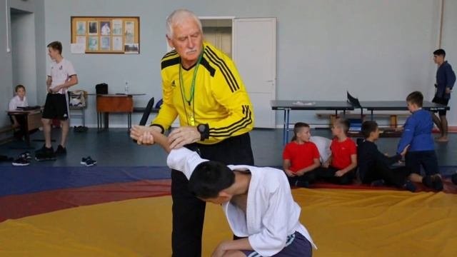Наставник : секреты здорового образа жизни. Николай Дмитриевич.