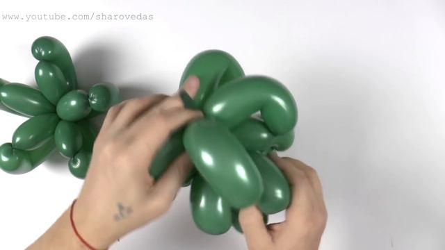 How To Make A Balloon Christmas Tree