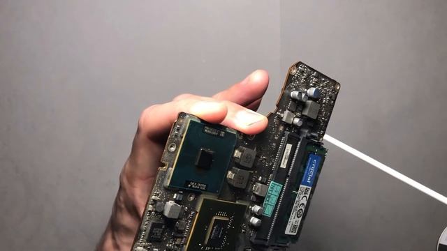 MacBook Pro 13" Unibody Mid 2009 Repair