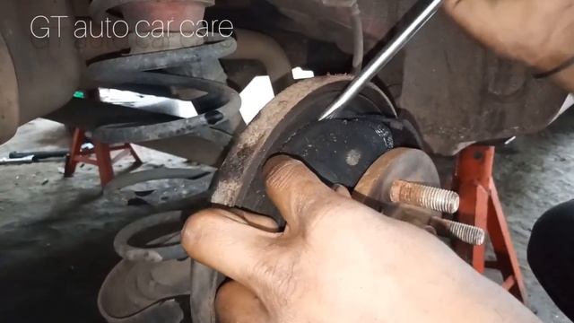Hyundai i 10 brake problem   Hyundai I10  rear brake jam brake fluid leakage