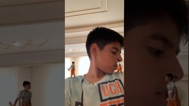 Когда стал крутым,но немножко переборщил 😐😐