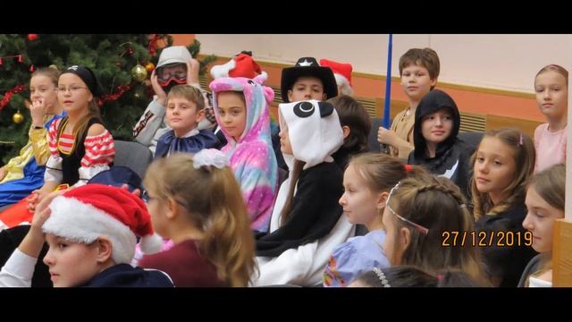С Новым годом! 4 "Б" класс. Школа №201. Москва.