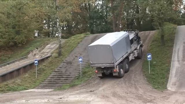 Onlinemotor Mercedes Benz Zetros Offroad Präsentation Im Rahmen Der DVE 2019