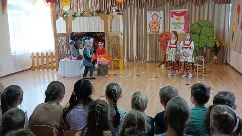 Сказка Теремок. Подготовительная группа детского сада.mp4