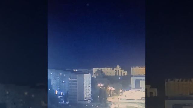 ‼️💥Взрывы в Киеве и Днепропетровске: рой дронов атакуют объекты врага, на подлёте ракеты