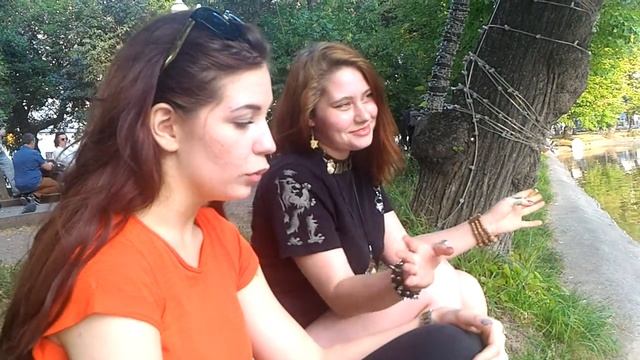 ДЕВУШКИ РАССЛАБЛЯЮТСЯ!