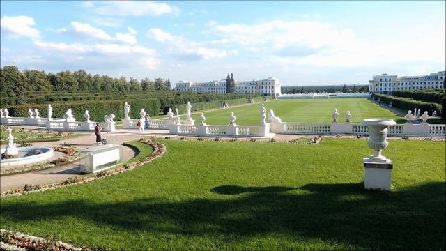 Московская область. Фонтаны музея-усадьбы Архангельское.