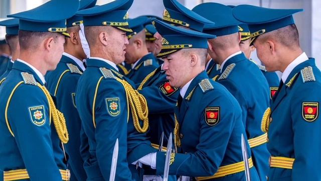 Киргизия утвердила новую военную доктрину и решила укреплять армию