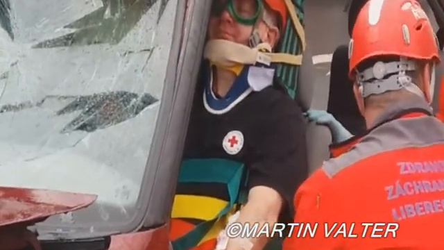 Den s IZS Složky ukázka v podání JSDHO Jablonecké Paseky a ZZS LK