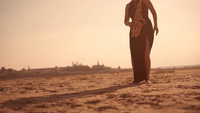 SaxiMaria - А на море белый песок / Жанна Фриске