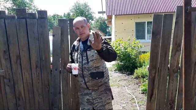 Заливаем трубы под забор/мои цветы в огороде