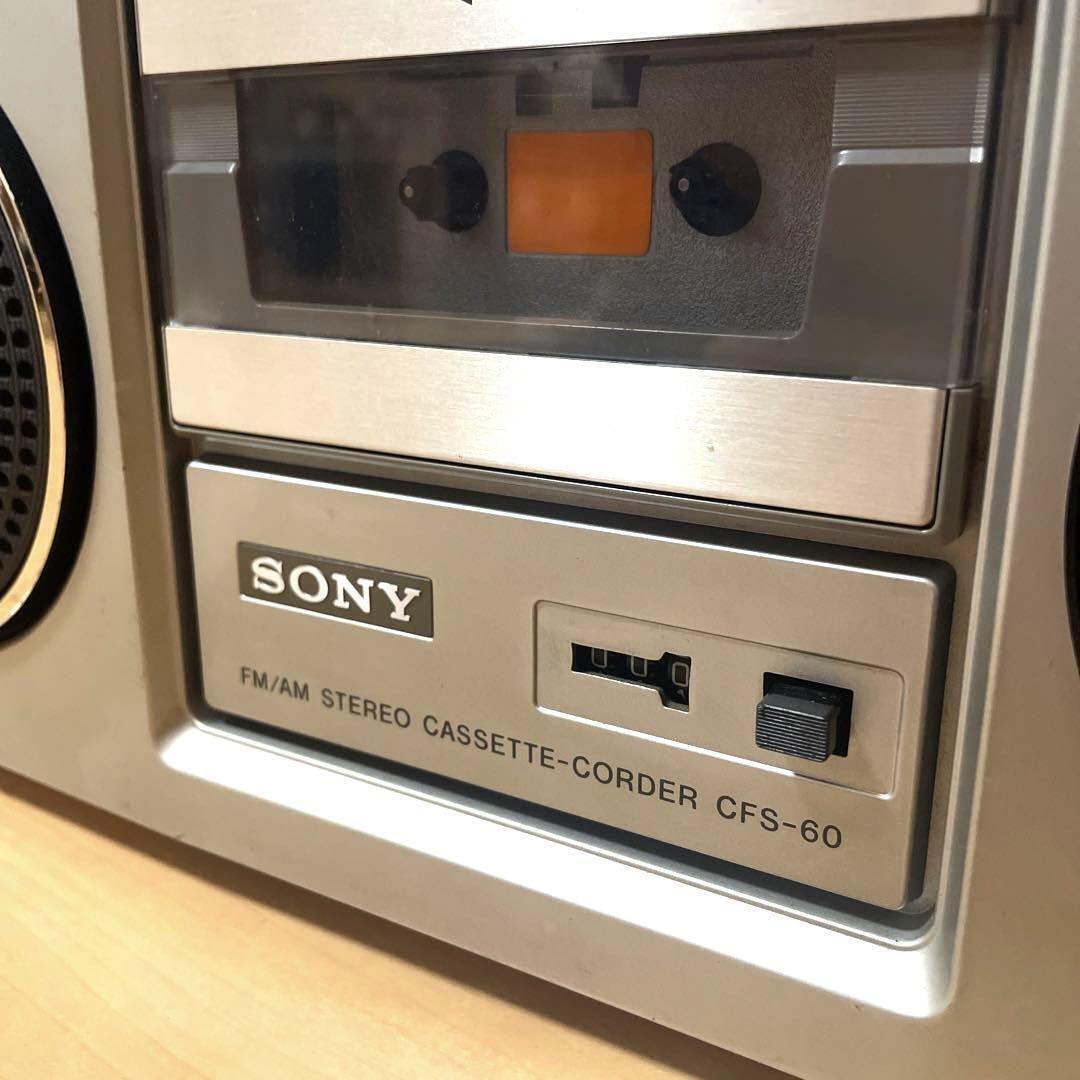 Кассетный проигрыватель Sony Radio-Boombox CFS-60-Япония-1977-год