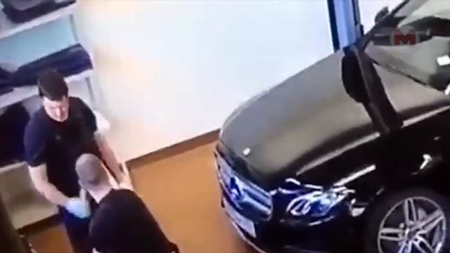 Это Нужно Увидеть! Грубейшие Ошибки Работников Снятые на Камеру