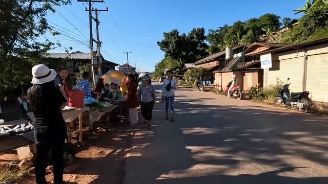 WILD LAOS - China Laos Border Crossing in Phongsali Laos