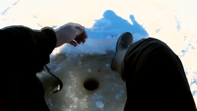Отличная рыбалка на мормышку.
