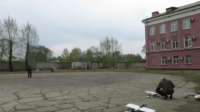 Кордовая электро модель типа Цессна.