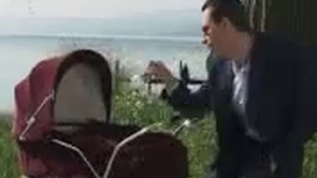 Прикол с детской коляской!joke with pram
