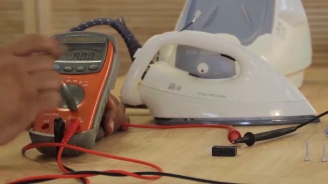 How to test and replace the switch of your steam generator iron ?
