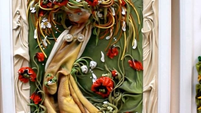 Выставка картин из Кожи в Южно Сахалинске Андрея Коробейникова