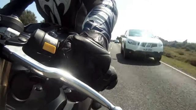 "SUZUKI GSXR-600 K8" VS "PRODIGY" "SPORTS BIKE" FUN WITH "GO PRO HD HERO"