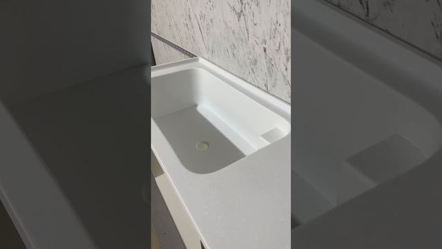 Столешница для ванной комнаты на заказ. Раковина из искусственного камня для ванной комнаты на заказ