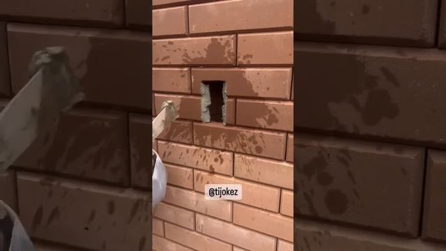 Установка наружной розетки в лицевой слой кирпичной кладки